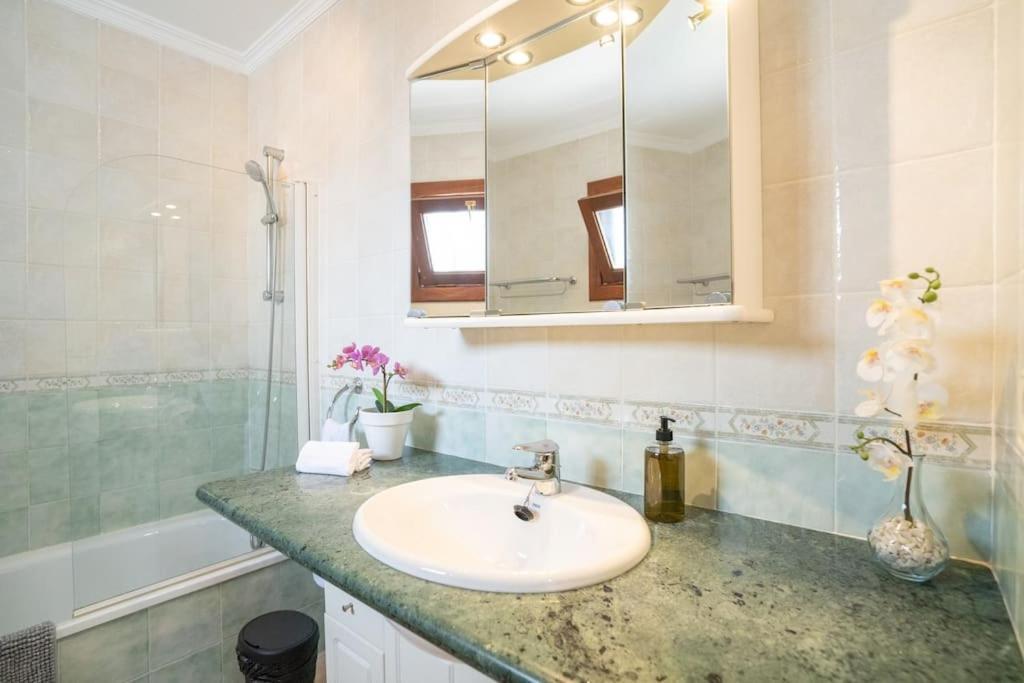 Beautiful Home In Lanzarote 5 Mins From Marina Playa Blanca  Luaran gambar
